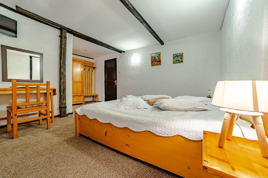 Pensiunea Hanul Oierului Bran (Brasov) Exterior photo